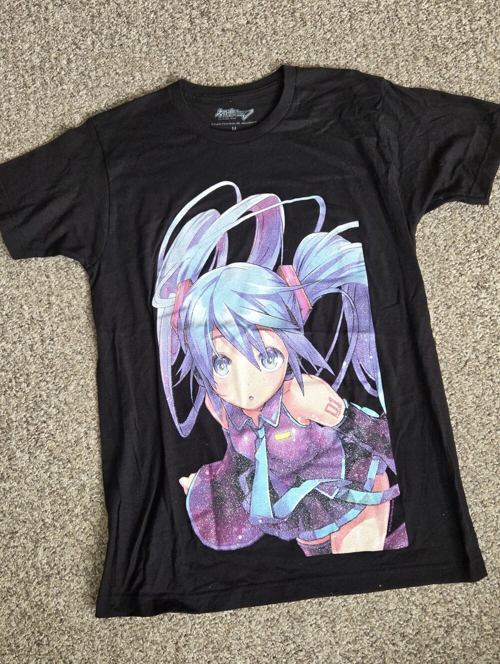 Hatsune Miku Graphic Portrait Glitter T-Shirt Adult Size M Hot Topic Exclusive